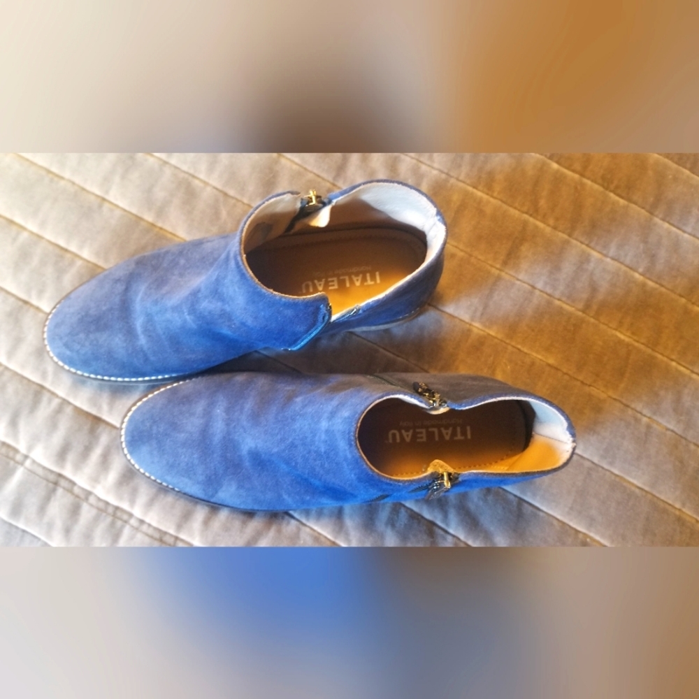 Italeau Blue Suede Foliana Bootie